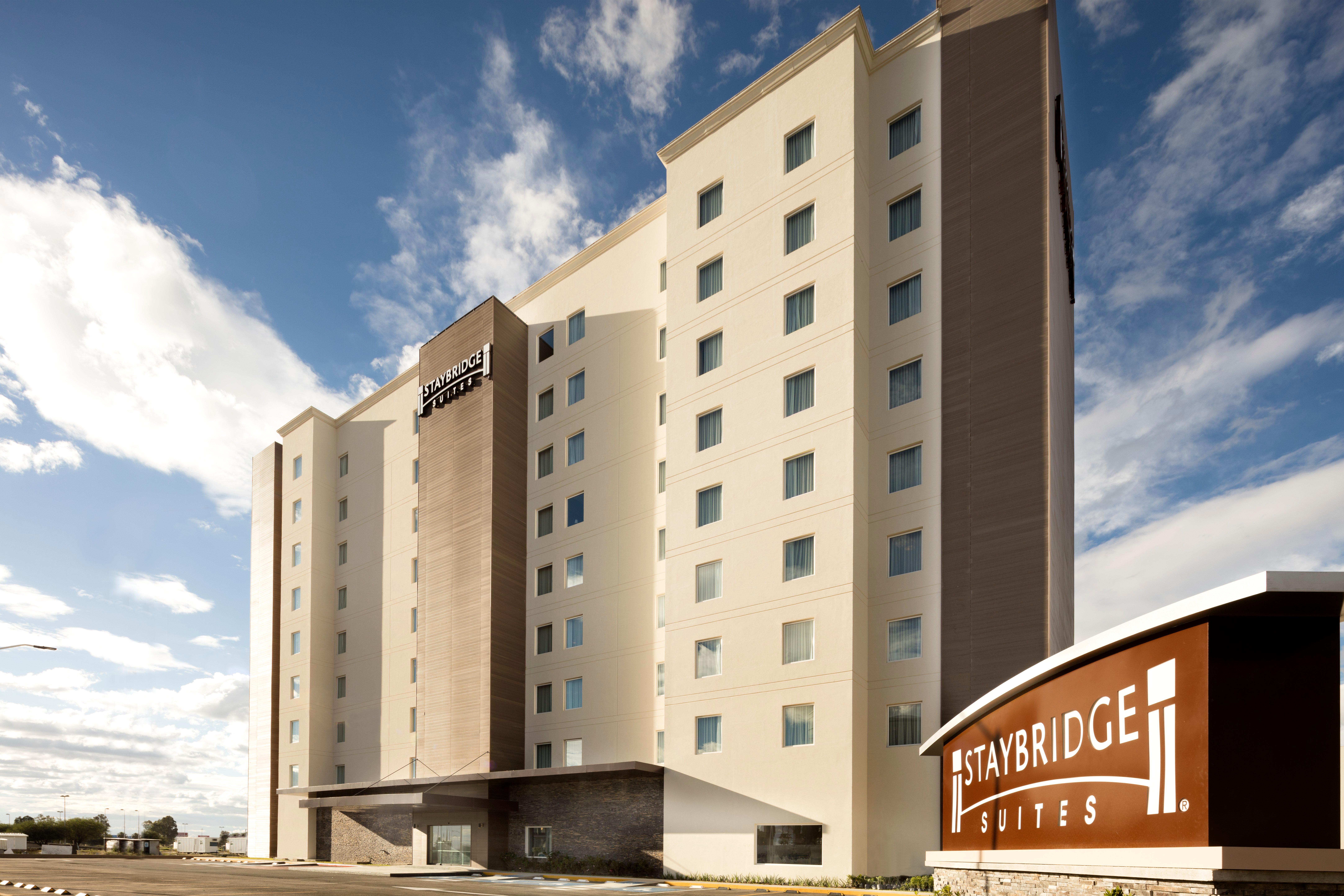 Staybridge Suites Silao By Ihg מראה חיצוני תמונה