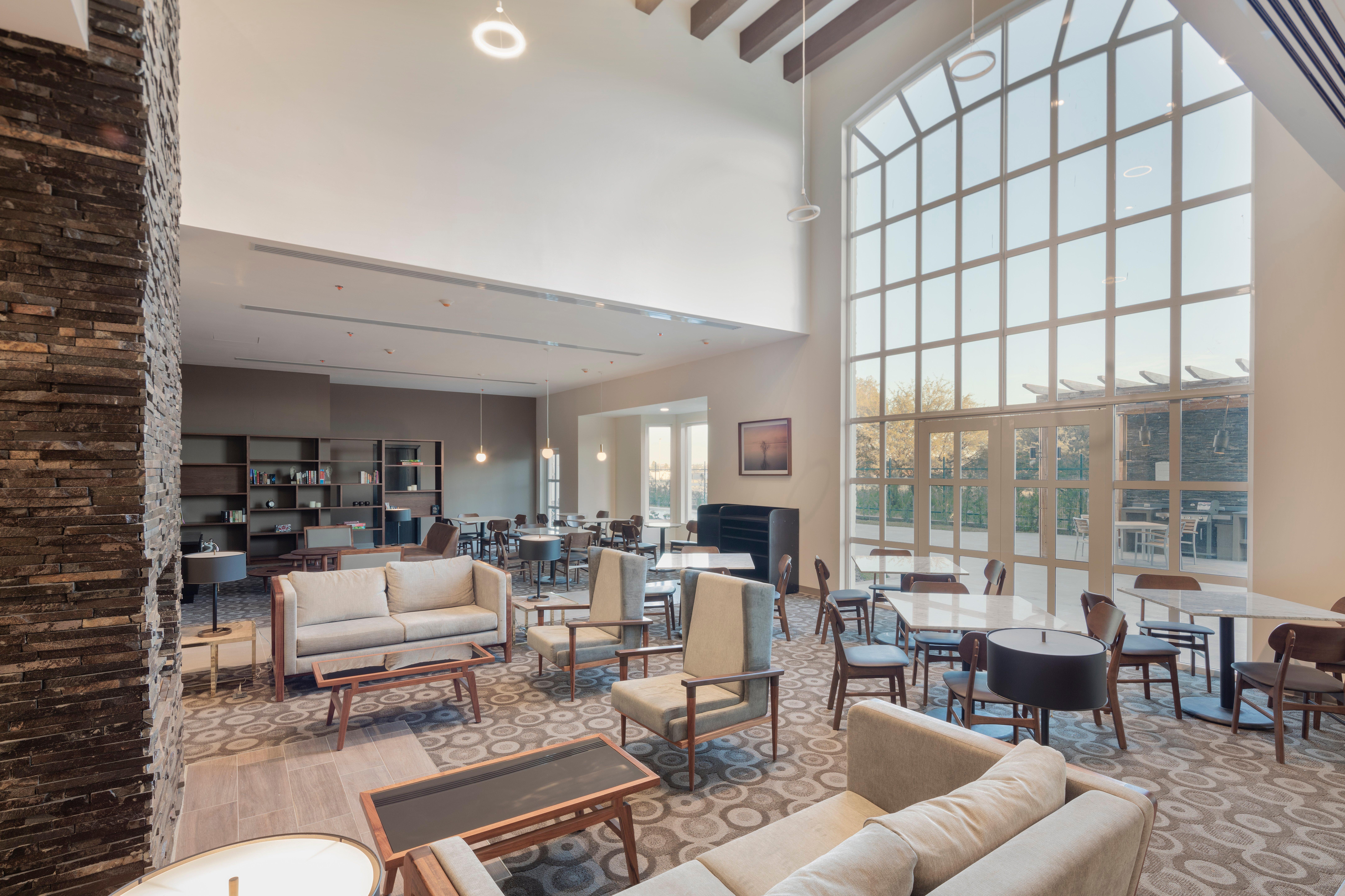 Staybridge Suites Silao By Ihg מראה חיצוני תמונה